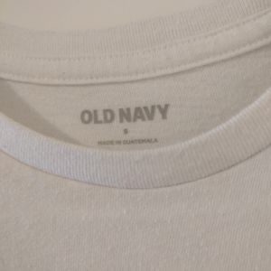 Old navy size small shirt